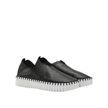Load image into Gallery viewer, Ilse Jacobsen TULIP 3260PS Shoe in Black
