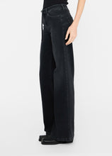 Load image into Gallery viewer, LIU JO Flared Belted Jeans in Denim Black
