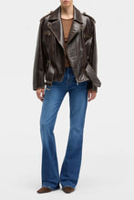 Load image into Gallery viewer, 7 For All Mankind The Leggy Bootcut Jean in Moonwater
