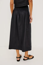 Load image into Gallery viewer, Rails Alessa Skirt in Black Linen
