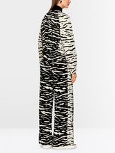 Load image into Gallery viewer, Marc Cain Printed Jacket in Black
