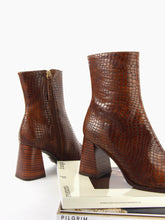 Load image into Gallery viewer, Angel Alarcon Trimia Croco Boot
