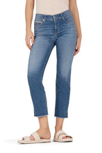 Load image into Gallery viewer, Cambio Piper Short Jeans in Summer Nights Fringe
