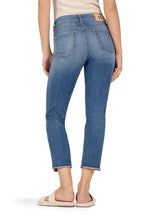 Load image into Gallery viewer, Cambio Piper Short Jeans in Summer Nights Fringe
