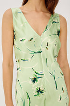 Load image into Gallery viewer, Rails Camellia Dress in Mint Linnea

