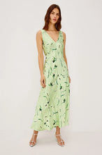 Load image into Gallery viewer, Rails Camellia Dress in Mint Linnea
