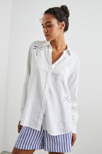 Load image into Gallery viewer, Rails Charli Shirt in White Palm Tree Eyelet
