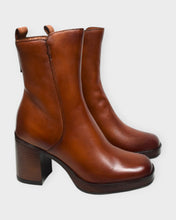 Load image into Gallery viewer, Mjus Fiorenza Boot in Avana
