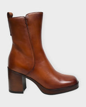Load image into Gallery viewer, Mjus Fiorenza Boot in Avana
