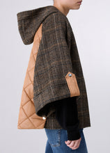 Load image into Gallery viewer, LIU JO Coat with Hood in Camel Check
