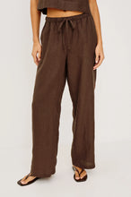 Load image into Gallery viewer, Rails Emmie Linen Pant in Espresso
