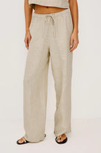 Load image into Gallery viewer, Rails Emmie Linen Pant in Heathered Flax

