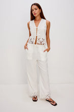 Load image into Gallery viewer, Rails Emmie Pant in White Palm Embroidery
