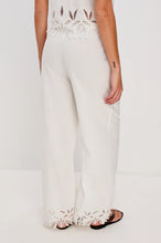 Load image into Gallery viewer, Rails Emmie Pant in White Palm Embroidery

