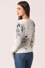 Load image into Gallery viewer, Minnie Rose Paint Splatter Henley in White/Navy
