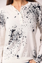 Load image into Gallery viewer, Minnie Rose Paint Splatter Henley in White/Navy
