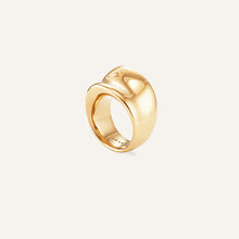 Load image into Gallery viewer, Jenny Bird Viviana Ring in Gold

