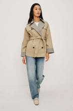 Load image into Gallery viewer, Rails Lucien Jacket in Sand
