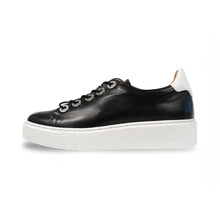 Load image into Gallery viewer, Mjus Giulia Sneakers in Black
