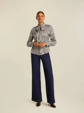 Load image into Gallery viewer, Beaumont Merel Blouse in Chinchilla
