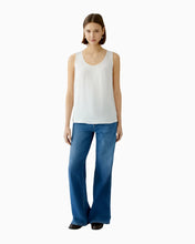 Load image into Gallery viewer, Oui Sleeveless Tank in Gardenia
