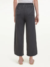 Load image into Gallery viewer, Splendid Angie Crop Wide Leg Pant in Lead
