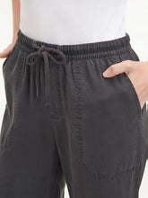 Load image into Gallery viewer, Splendid Angie Crop Wide Leg Pant in Lead
