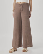 Load image into Gallery viewer, Splendid Marisol Crop Pant in Wicker
