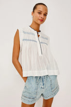 Load image into Gallery viewer, Rails Willow Top in White
