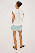 Load image into Gallery viewer, Rails Willow Top in White
