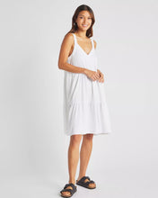 Load image into Gallery viewer, Splendid Napa Dress in White
