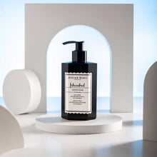 Load image into Gallery viewer, Atelier Rebul Istanbul Liquid Soap 400ml

