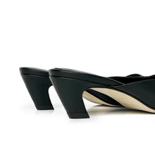 Load image into Gallery viewer, Sister X Soeur Callie Shoes in Black
