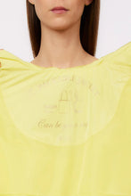 Load image into Gallery viewer, LIU JO Windbreaker in Jasmine
