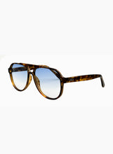 Load image into Gallery viewer, Otra Stevie Sunglasses in Tortoiseshell/Blue Fade
